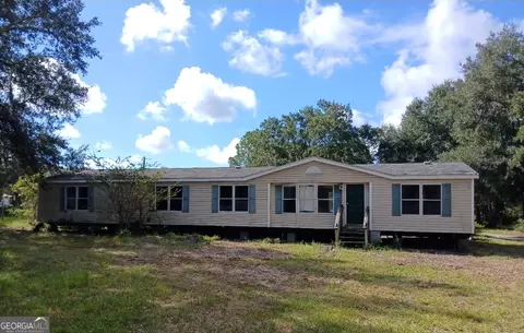 941 Ralph Davis Rd, Folkston, GA 31537