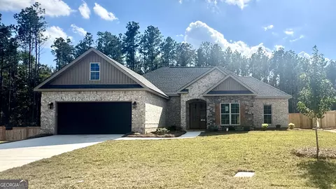 213 Golden Chestnut Bnd, Bonaire, GA 31005