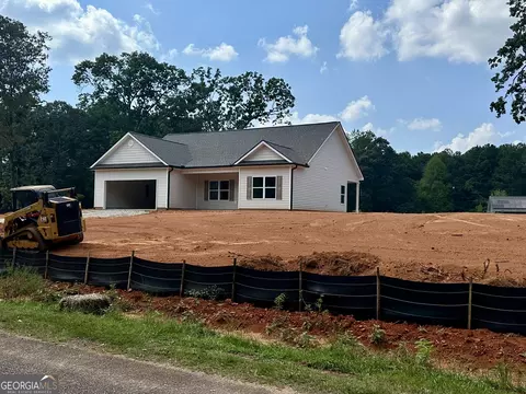 160 Oak Way Dr, Eastanollee, GA 30538