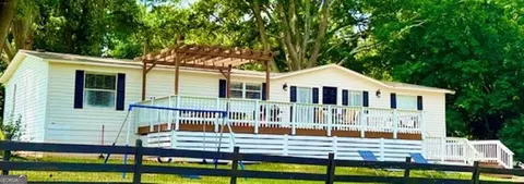 26 Skyland Dr W, Locust Grove, GA 30248