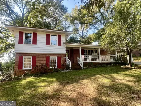 831 Bel Air Cir, Griffin, GA 30224