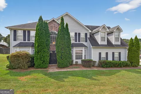 5133 King Arthur Ln, Ellenwood, GA 30294