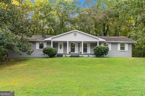 228 Woodland Cir NW, Calhoun, GA 30701
