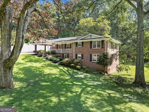 9267 Westview Dr SW, Covington, GA 30014