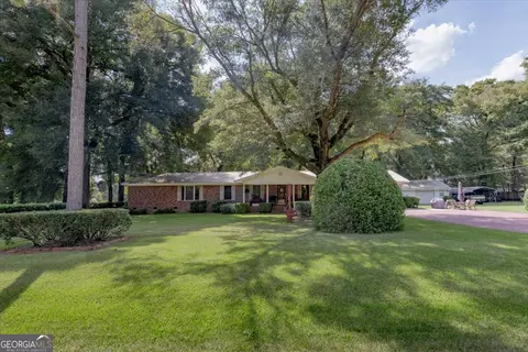 26 Stevens Rd, Hawkinsville, GA 31036