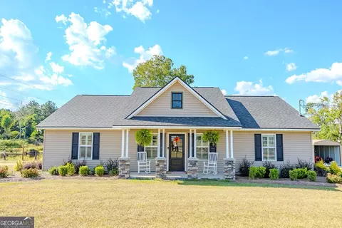 91 Lariat Ln, Hazlehurst, GA 31539