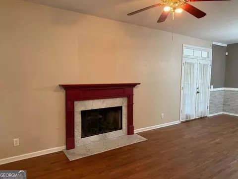 Living - 246 Burrell St, Cornelia, GA 30531 photo 1 of 3