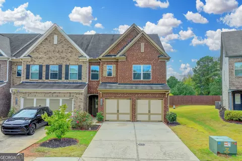 1155 Hampton Oaks Dr, Alpharetta, GA 30004