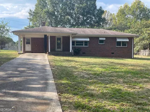 150 Pleasant Hope Rd SE, Silver Creek, GA 30173