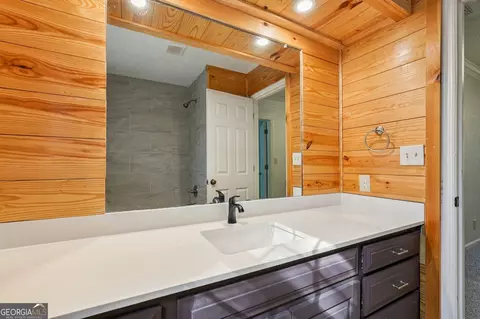 Bath - Undisclosed, Lagrange, GA 30240 photo 7 of 10