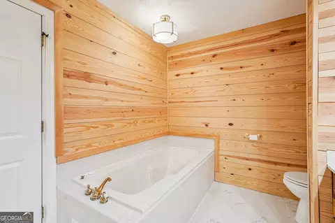 Bath - Undisclosed, Lagrange, GA 30240 photo 5 of 10
