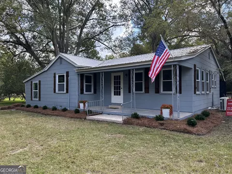 220 Page St, Eastman, GA 31023