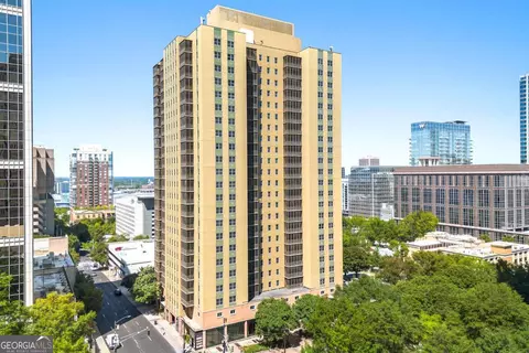 300 Peachtree St NE #11J, Atlanta, GA 30308