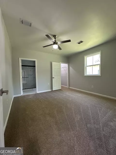 Bedroom - 14 Weaver St, Jackson, GA 30233 photo 5 of 6