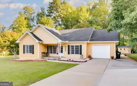 248 Camelot Dr, Athens, GA 30606