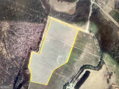 2548 Dry Dock Rd, Metter, GA 30439