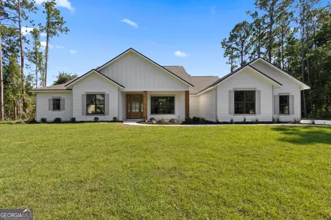 110 Somerset Dr, Kingsland, GA 31548