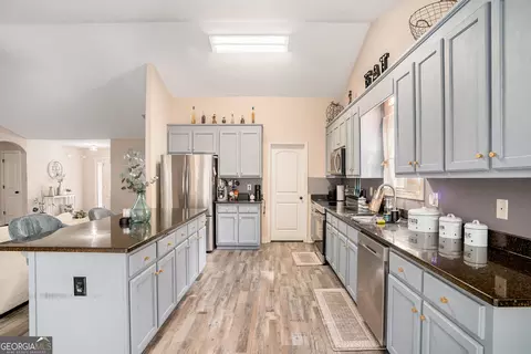 Kitchen - 95 Cherohala Ct, Covington, GA 30016 photo 1 of 3