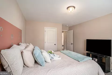 Bedroom - 95 Cherohala Ct, Covington, GA 30016 photo 6 of 8