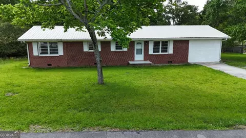 77 Frances St, Summerville, GA 30747