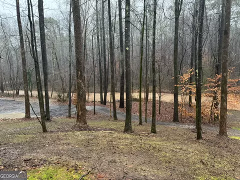 1542 Silver Hill Rd, Stone Mountain, GA 30087