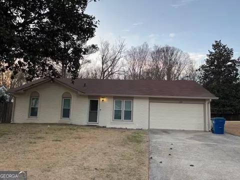 3260 Valley Bend Rd S, Atlanta, GA 30349