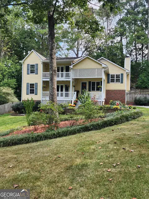 11675 Highland Colony Dr, Roswell, GA 30075