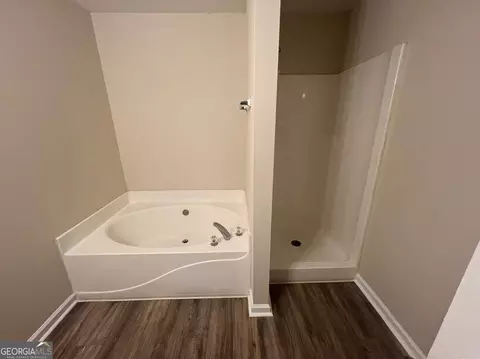 Bath - 35 Mabry Place Ct, Covington, GA 30014 photo 2 of 3