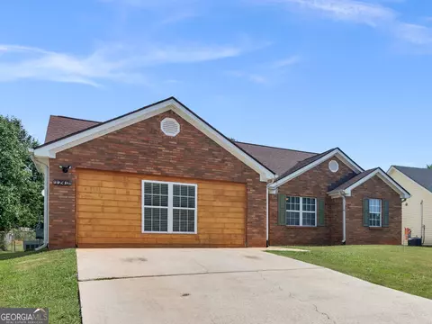 Exterior - 1740 Graystone Dr, Hampton, GA 30228 photo 4 of 8