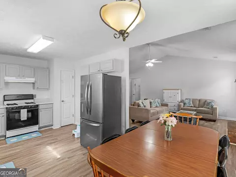 Kitchen - 1740 Graystone Dr, Hampton, GA 30228 photo 1 of 4