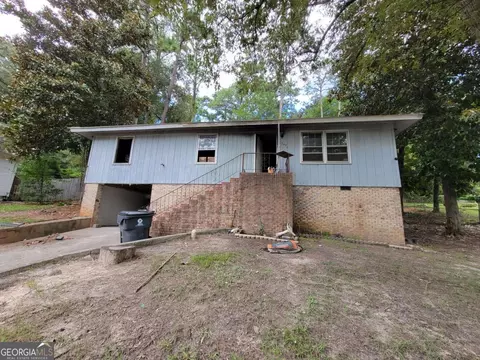 247 Randy Cir, Warner Robins, GA 31088