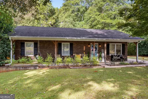 202 Reed Rd, West Point, GA 31833