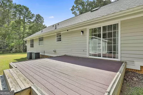 Exterior - 190 Gable Rd, Brooks, GA 30205 photo 8 of 18