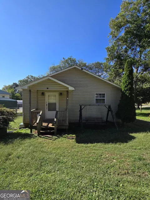 68 Montgomery St, Summerville, GA 30747