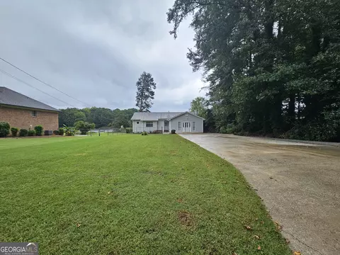 342 Lakeshore Dr, Stockbridge, GA 30281