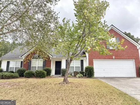 1331 Log Cabin Ln, Lawrenceville, GA 30045