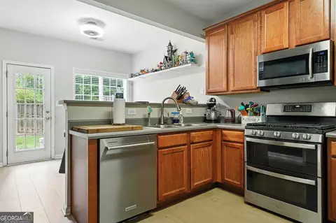 121 Spring Way Sq, Canton, GA 30114 photo 6