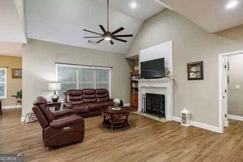 201 Stillmeadow Dr, Commerce, GA 30529 photo 6
