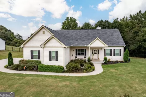 201 Stillmeadow Dr, Commerce, GA 30529
