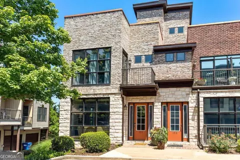 1199 Huff Rd #121, Atlanta, GA 30318