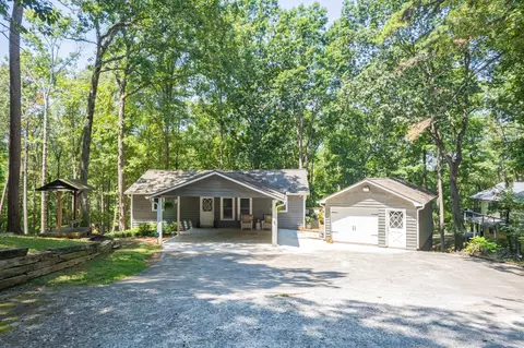 Exterior - 396 Cardinal Ln, Toccoa, GA 30577 photo 8 of 29