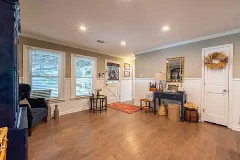 Entry Way - 396 Cardinal Ln, Toccoa, GA 30577 photo 4 of 10