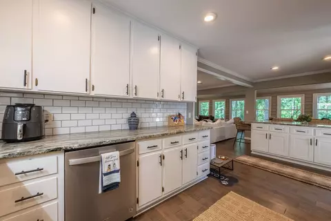 Kitchen - 396 Cardinal Ln, Toccoa, GA 30577 photo 6 of 7