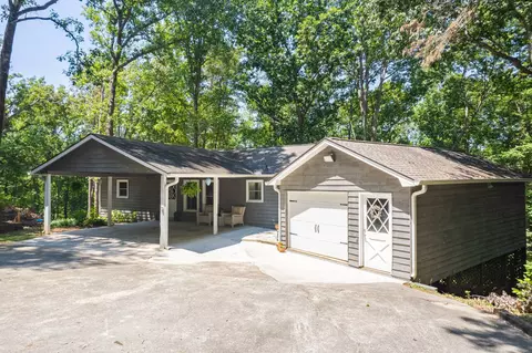 Exterior - 396 Cardinal Ln, Toccoa, GA 30577 photo 3 of 29