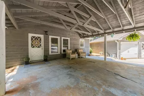 Exterior - 396 Cardinal Ln, Toccoa, GA 30577 photo 9 of 29