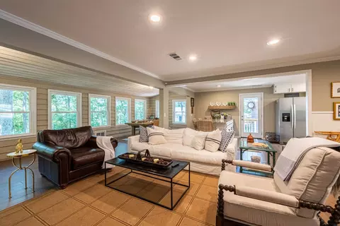 Living - 396 Cardinal Ln, Toccoa, GA 30577 photo 1 of 3