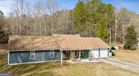 105 Meadow Springs Ct, Locust Grove, GA 30248
