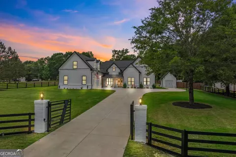 245 Mitchell Rd, Monroe, GA 30656