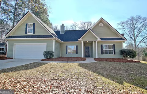 33 Ball St, Moreland, GA 30259