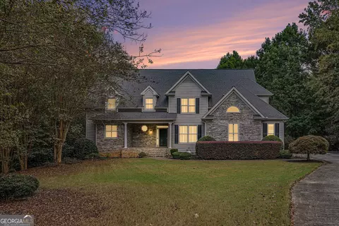 35 Balfour Dr, Covington, GA 30014